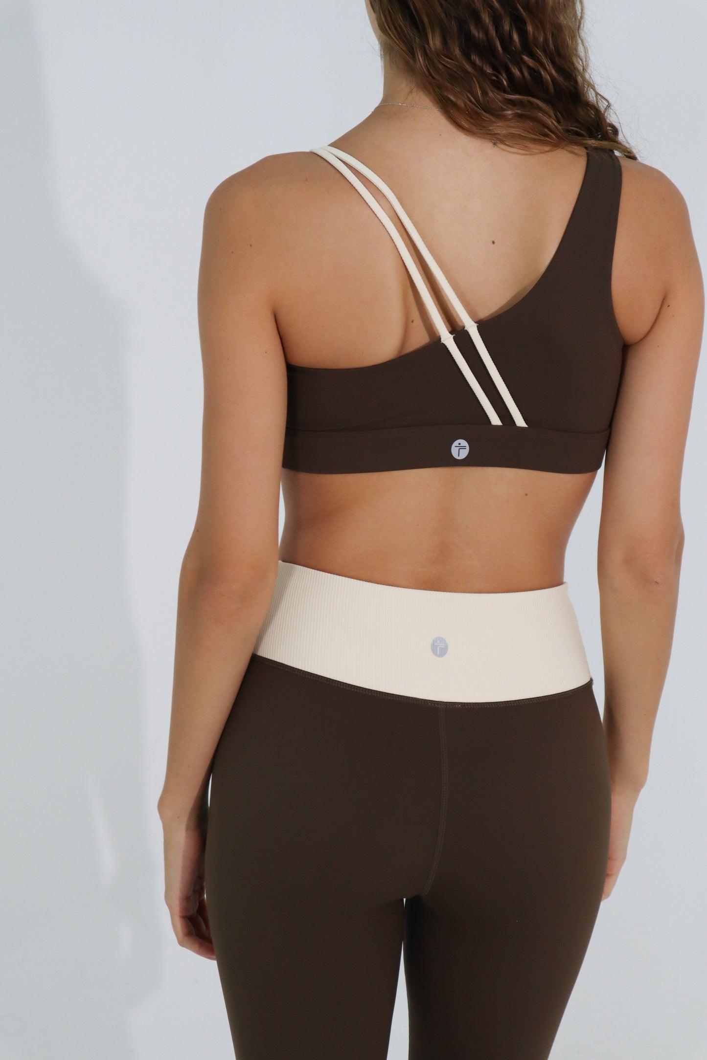 Conquer Leggings
